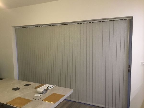 vertical blinds82 vertical blinds82